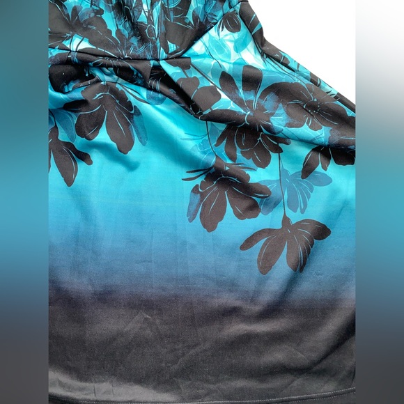 Lily by Firmiana Floral Sleeveless Dress - Picture 9 of 9